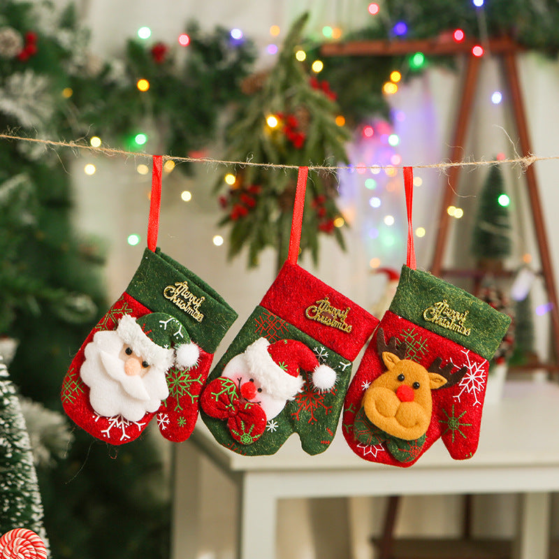 Wholesale Christmas Decoration Small Size Non-woven Christmas Socks Christmas Tree Decorations Candy Bags