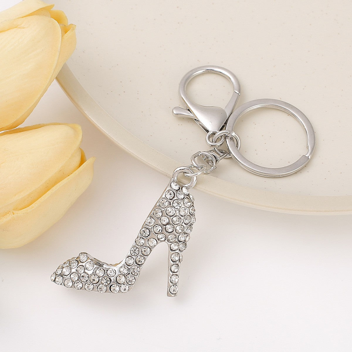 Wholesale Silver high heels metal rhinestone keychain