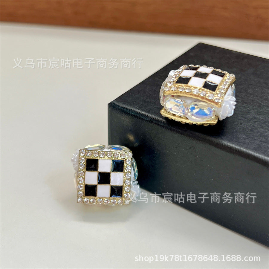 Wholesale Black and White Checkerboard Bow Square Diy Beads