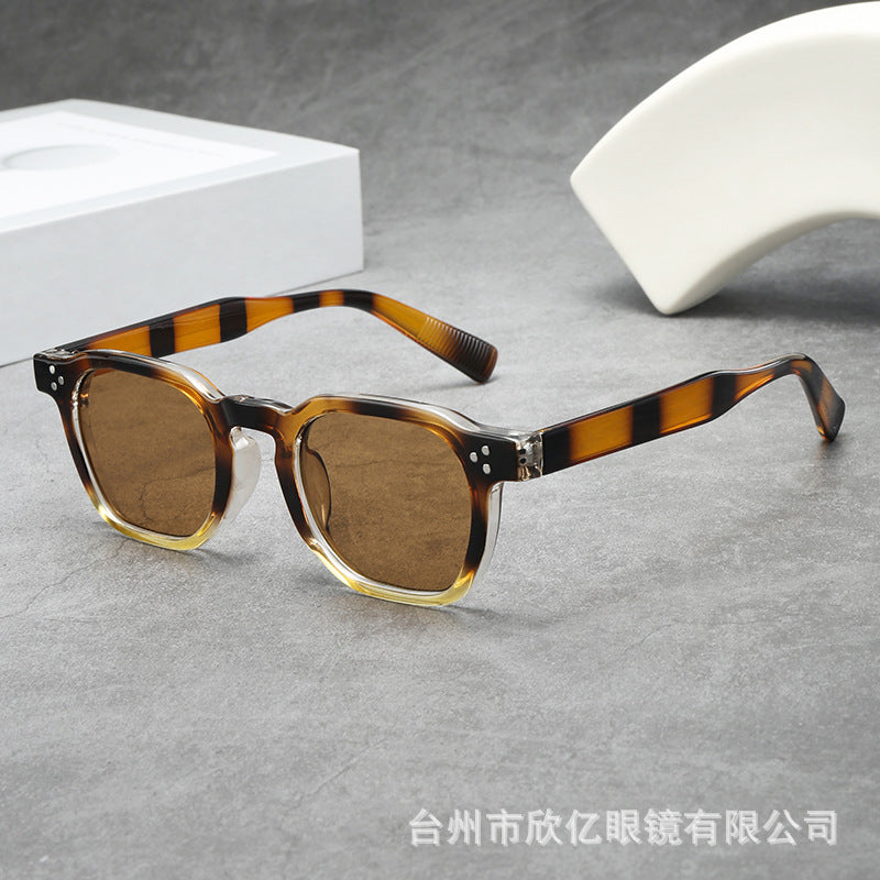 Wholesale Retro thick oval small frame high-end anti-ultraviolet sunglasses