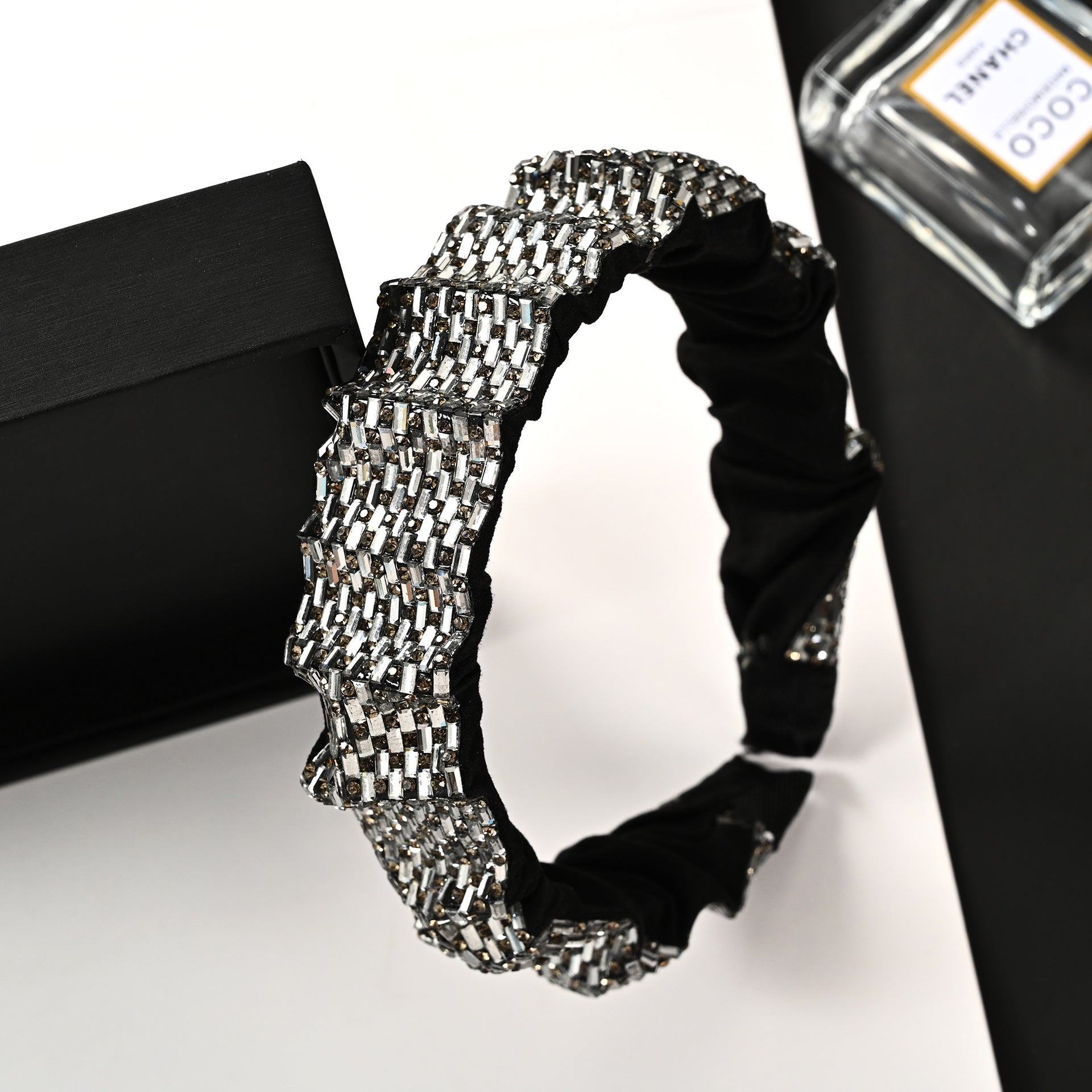 Wholesale Colorful Pleated Full Diamond Sparkling and Dazzling Personality High-end Wide Edge Headband