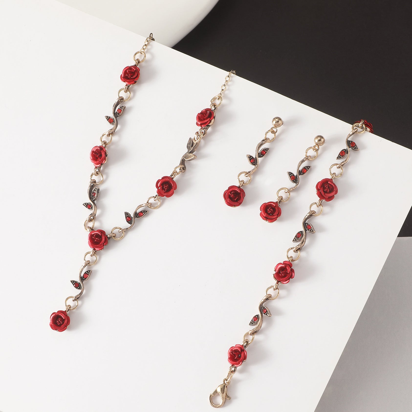 Wholesale Rose Flower Set Personality Elegant Red Rose Necklace Bracelet