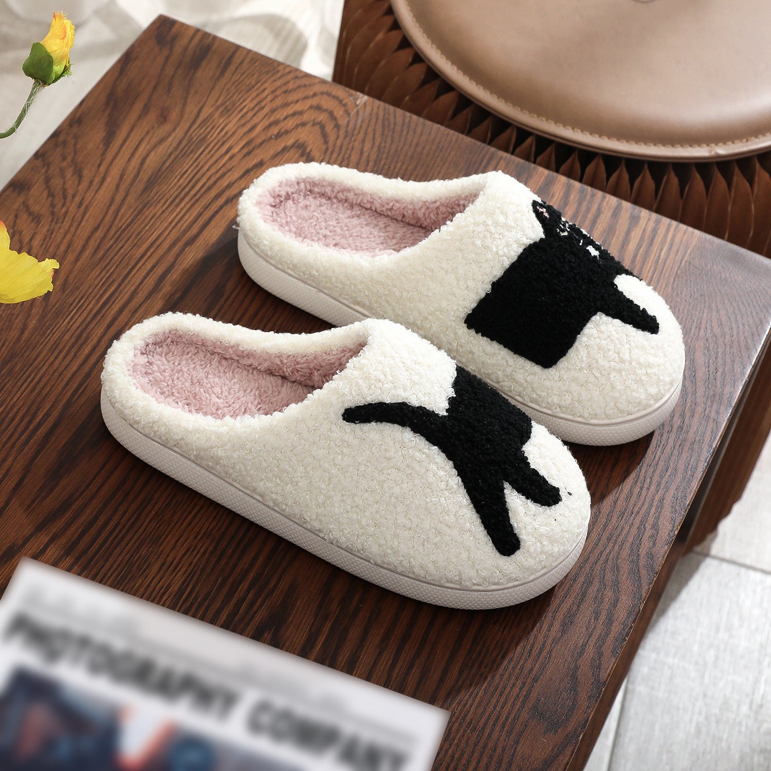 Wholesale Cotton Home Winter Dachshund Animal Embroidery Warm Slippers