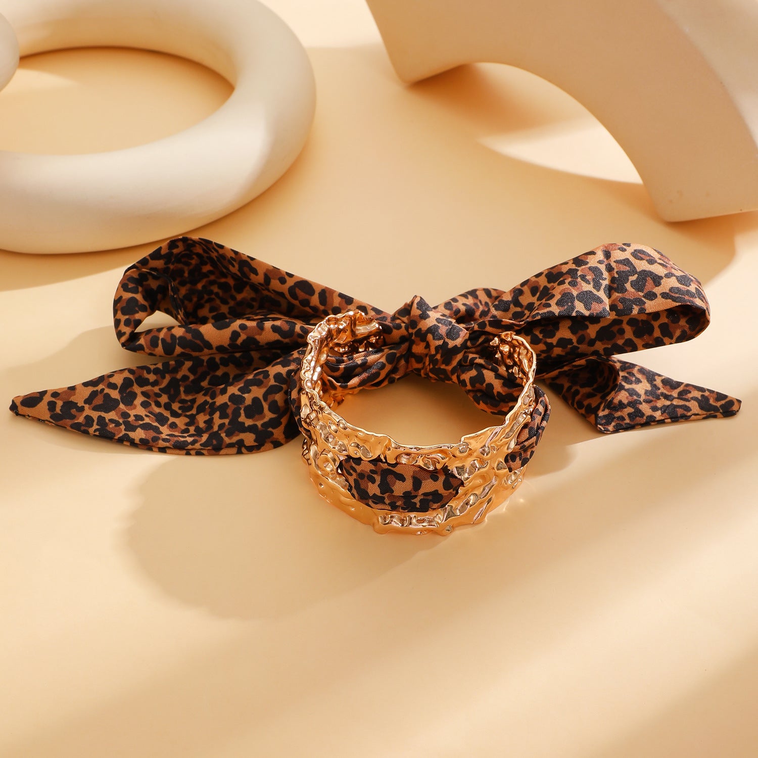 Wholesale Women' s hot girl style leopard print ribbon alloy bracelet