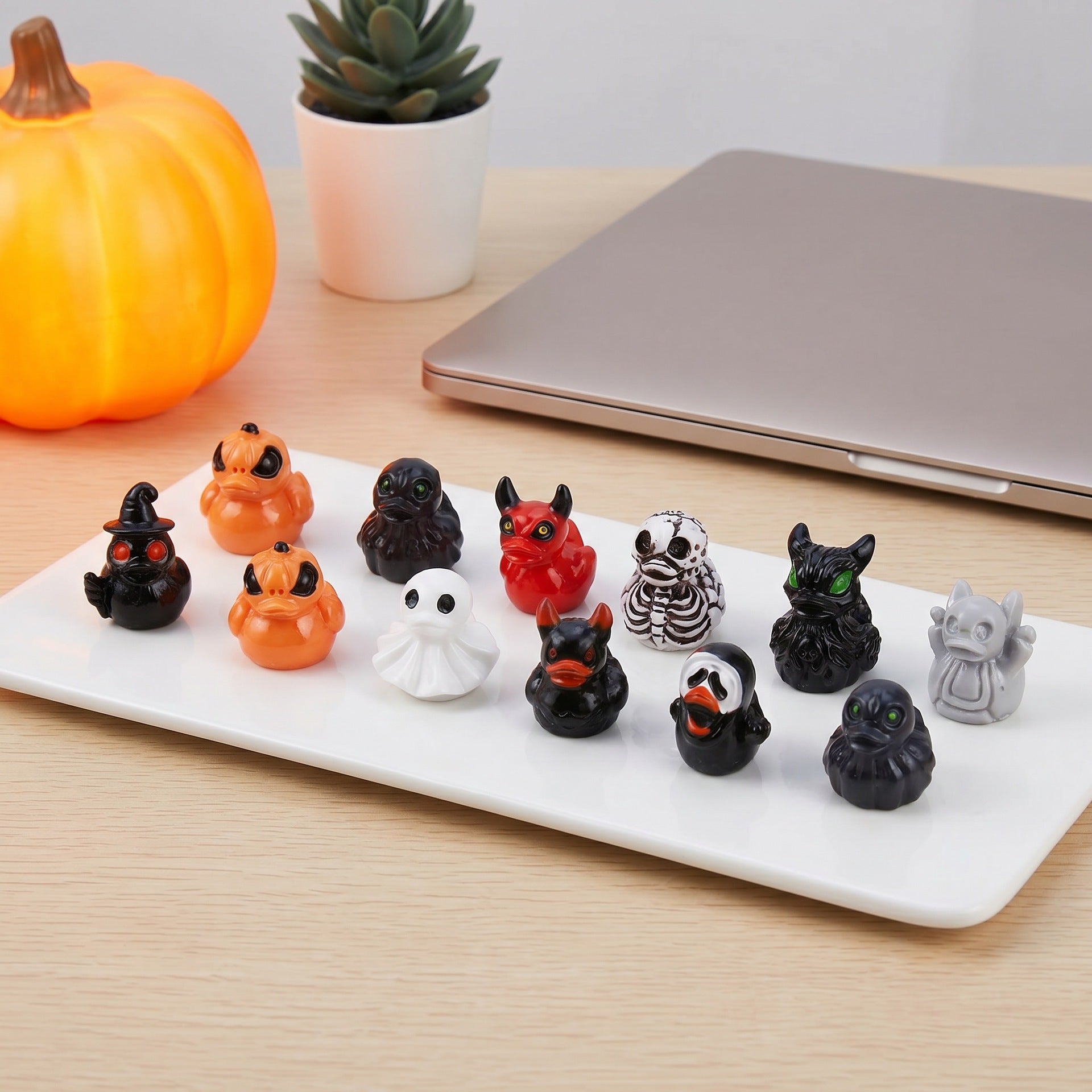 Wholesale  Devil Duck Pumpkin Skull Resin Desktop Figurine Decorative Ornament for Home Decor Gift