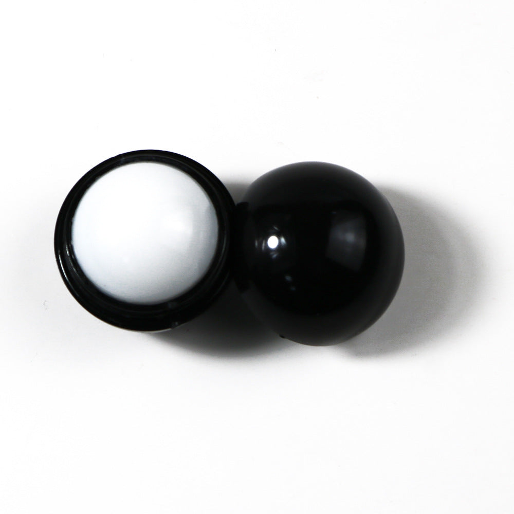 Wholesale Plastic Creative Fruit Flavor Ball Vanilla Flavor Lipstick