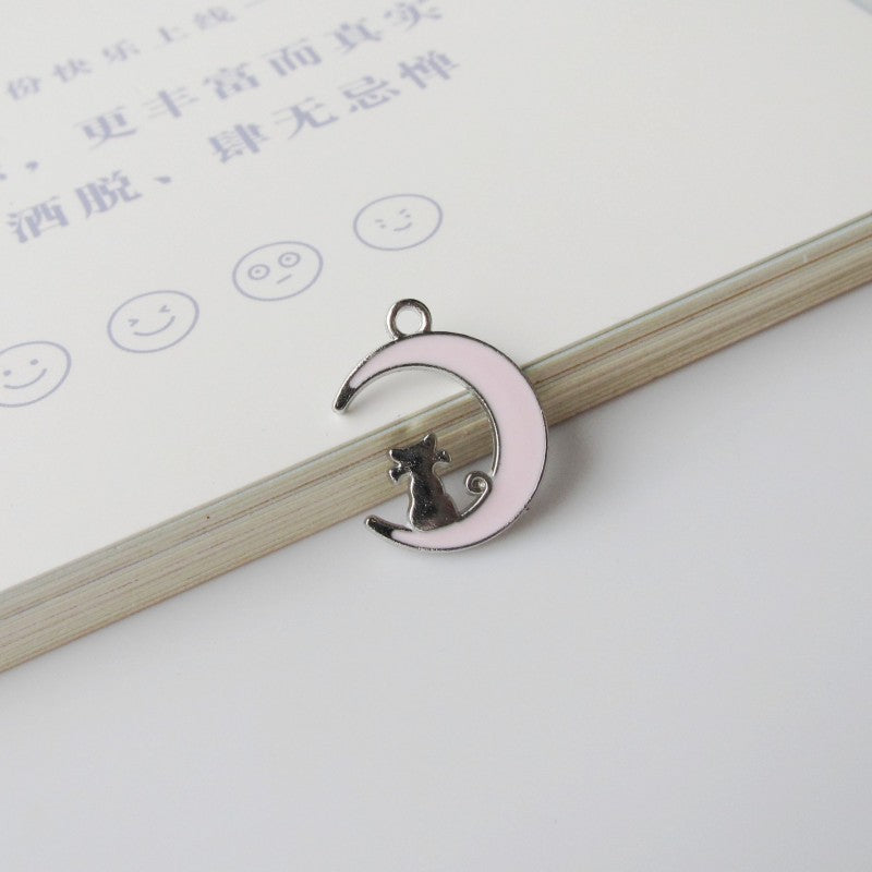 Wholesale Moon Cat Oil Dropping Alloy Jewelry Pendant Charms