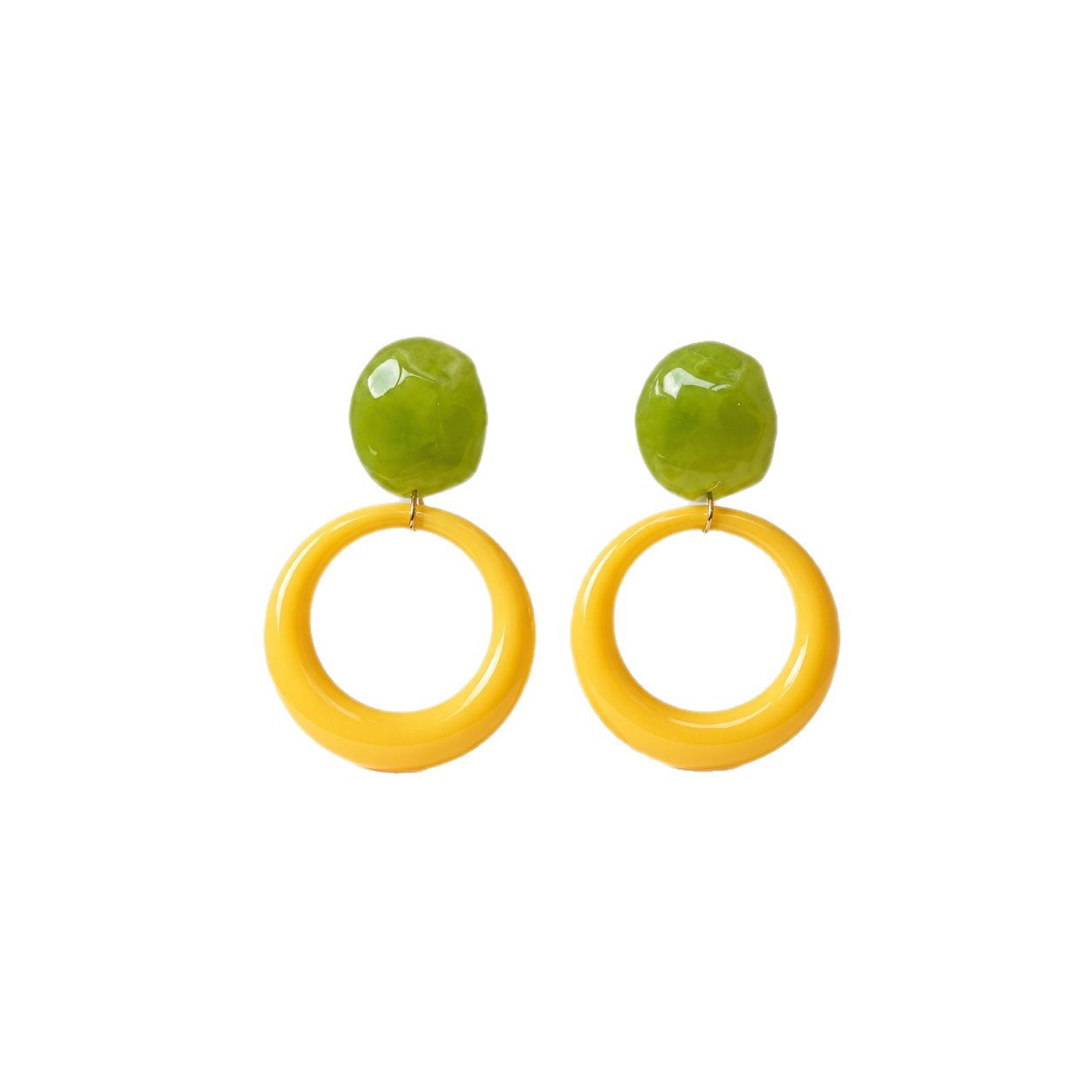 Wholesale Alloy Electroplated Stylish Retro Yellow Round Hoop Dangle Earrings For Women Vacation Fashion Accessory