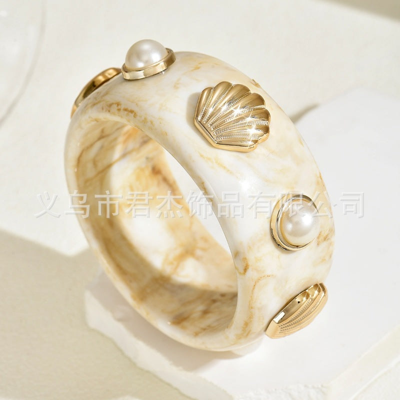 Wholesale Resin Pearl Shell Bracelet