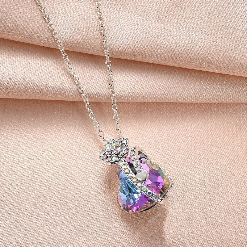 Wholesale Flower Heart Diamond Pendant Necklace