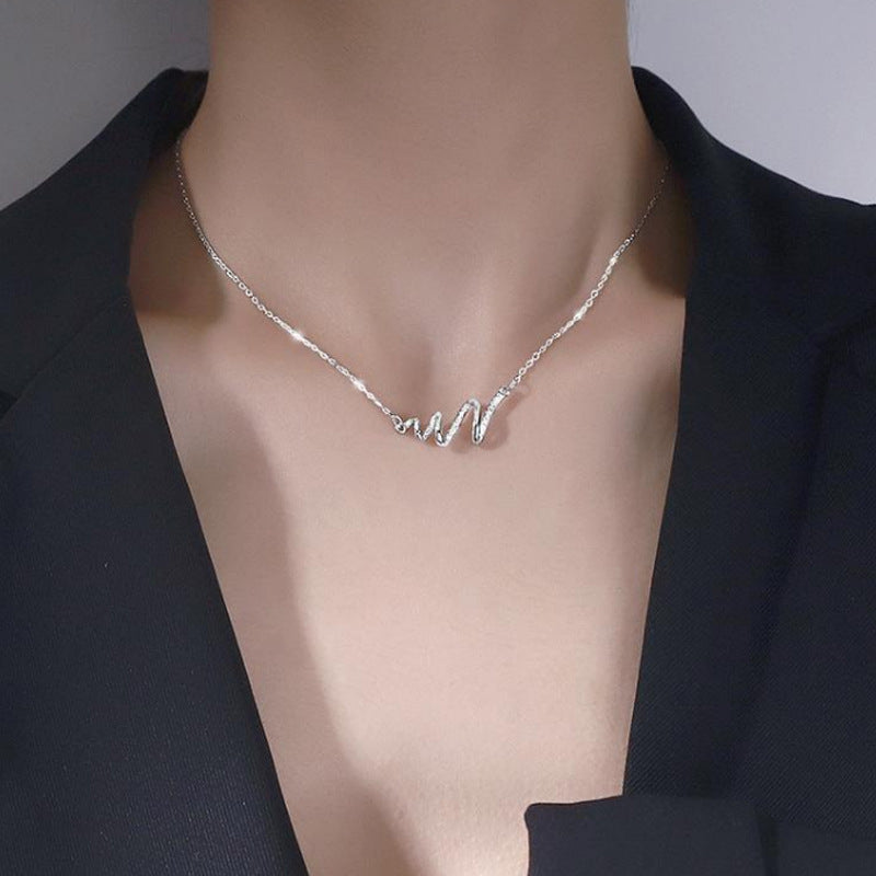 Wholesale Snake-shaped Geometric Spiral Wave Necklace Female Niche Design Sense Clavicle Chain Cold Fashion Cyber Celebrity Clavicle Chain