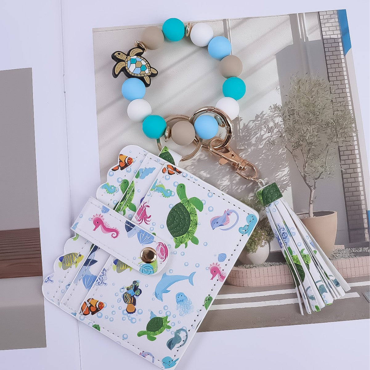 Wholesale Silicone Bead Bracelet Card Holder Keychain PU Tassel Beaded Animal Print