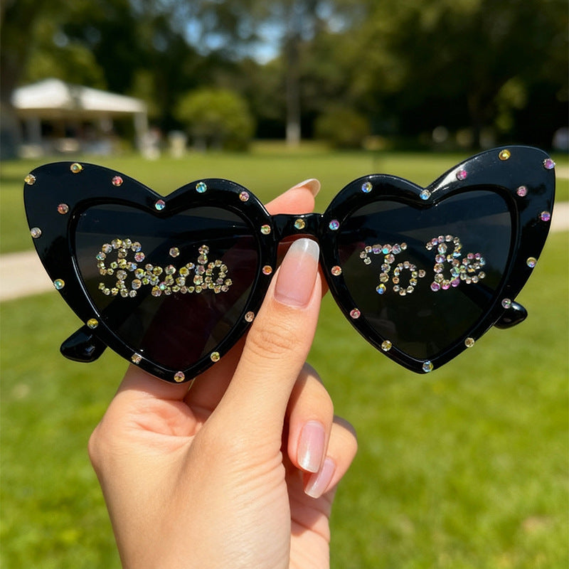 Wholesale Inlaid with diamonds Heart Earrings Men' s/ women' s sunglasses