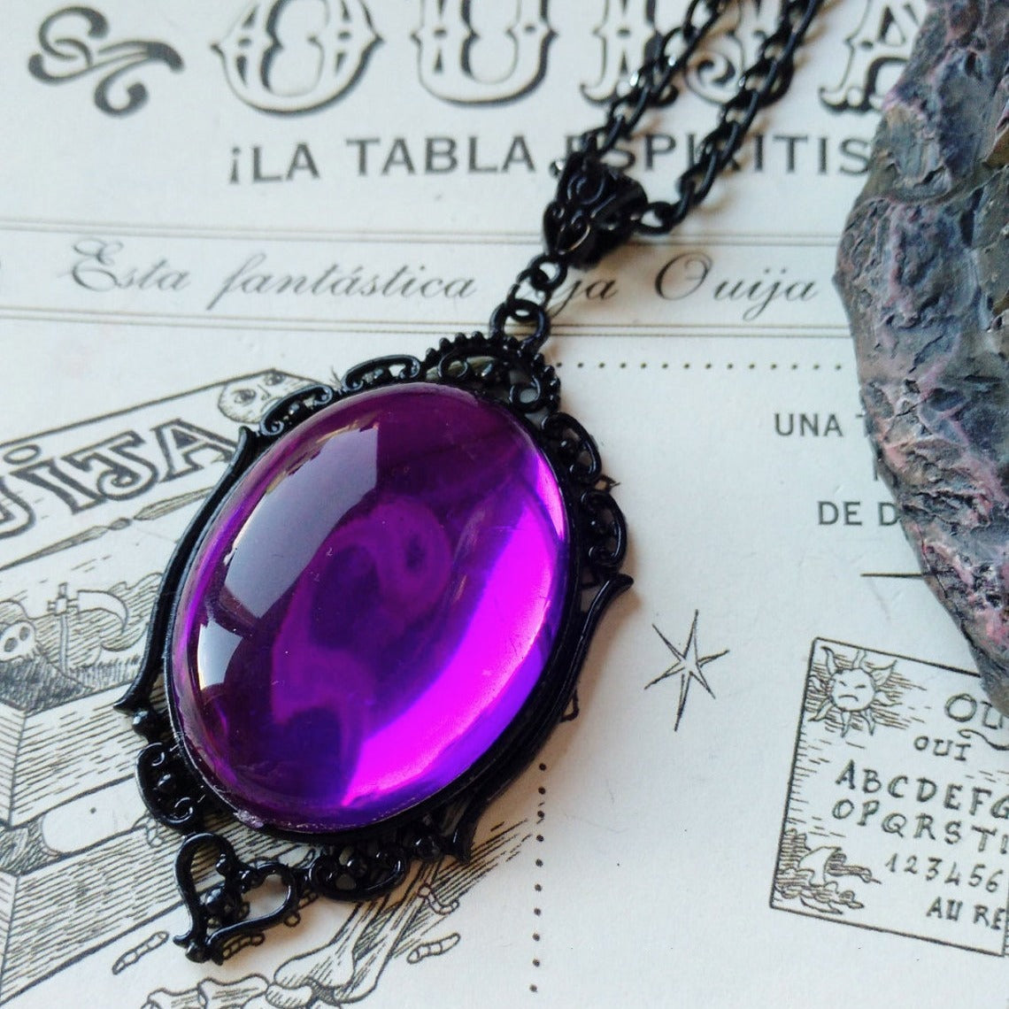 Wholesale Vintage Red Quartz Crystal Necklace