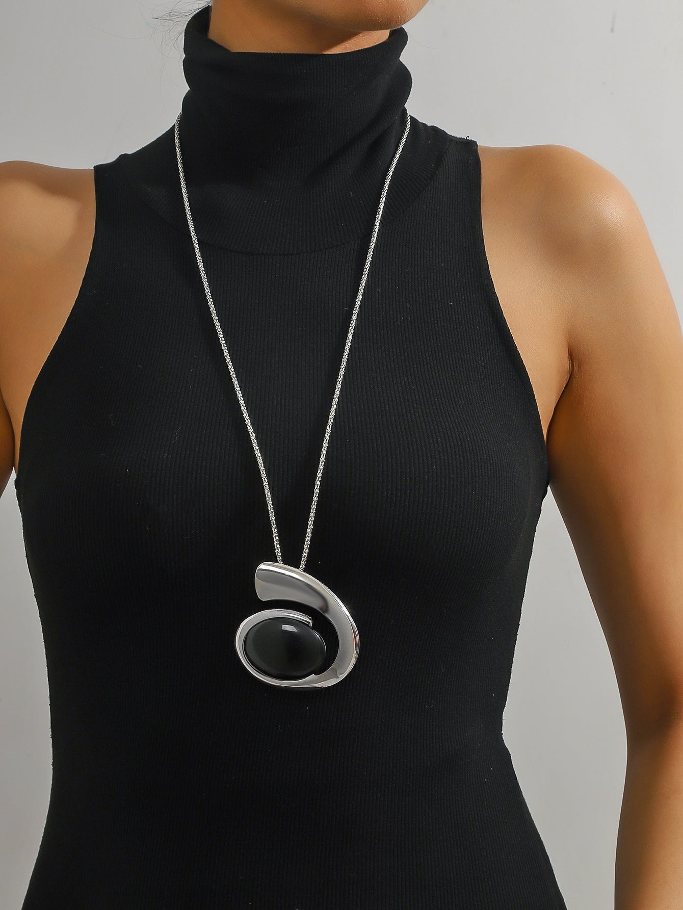 Wholesale Exaggerated alloy turquoise necklace