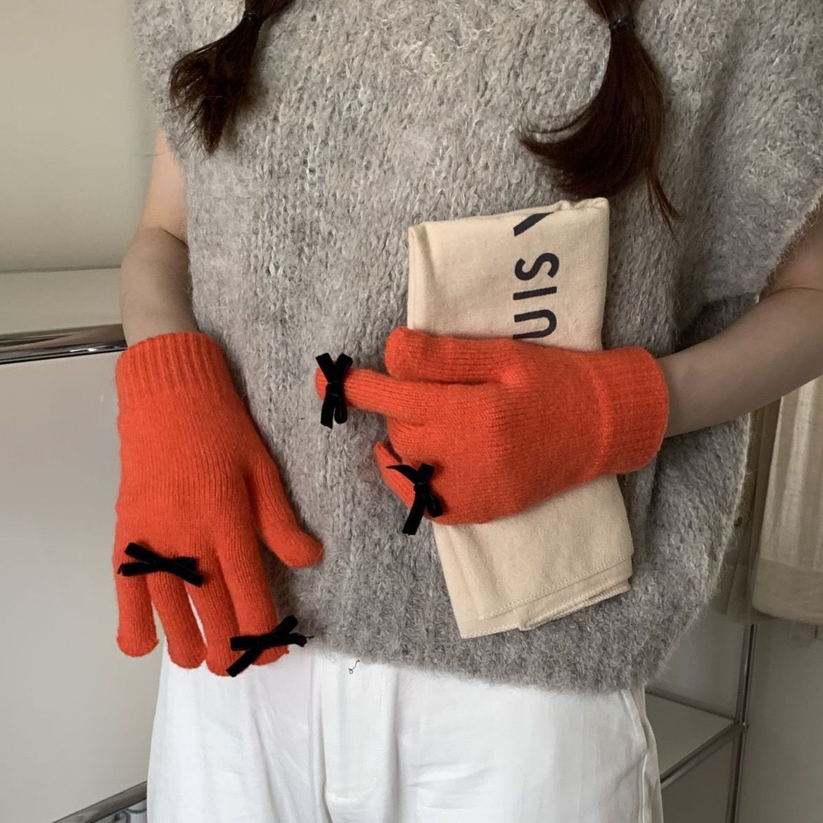 Wholesale Cute Butterfly Decoration Autumn and Winter Warm Fingerless Touch Screen Knitted Wool Gloves