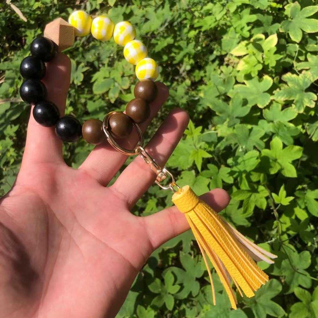 Wholesale Christmas Wooden Beads Plaid Leopard Print PU Tassel Bracelet Keychain