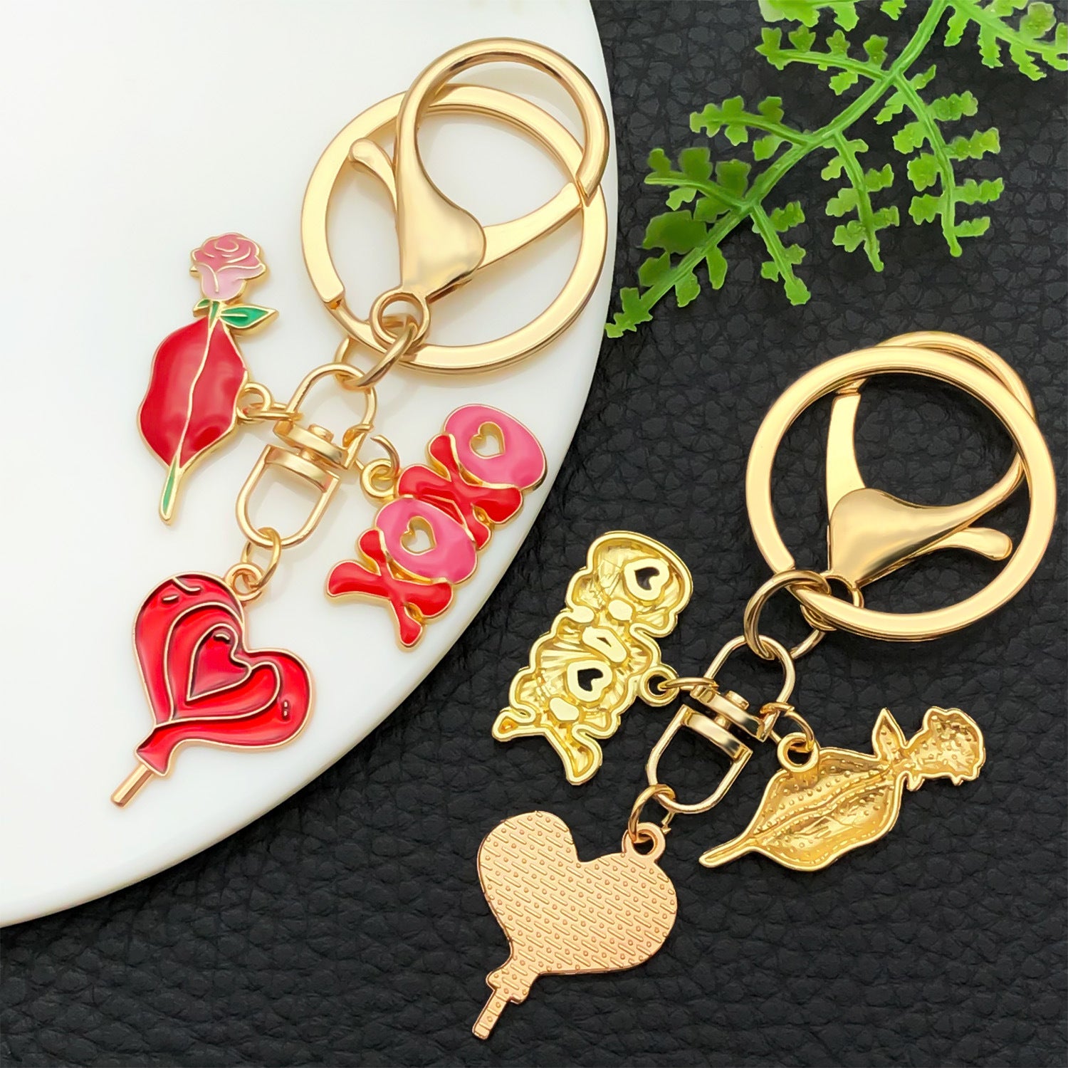 Wholesale Valentine' s Day Oil Dripping Red Keychain