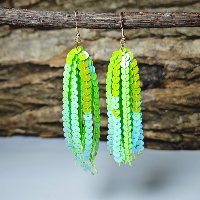 Wholesale Shiny Laser Green Sequin Round Tassel San Patrick Atmosphere Earrings
