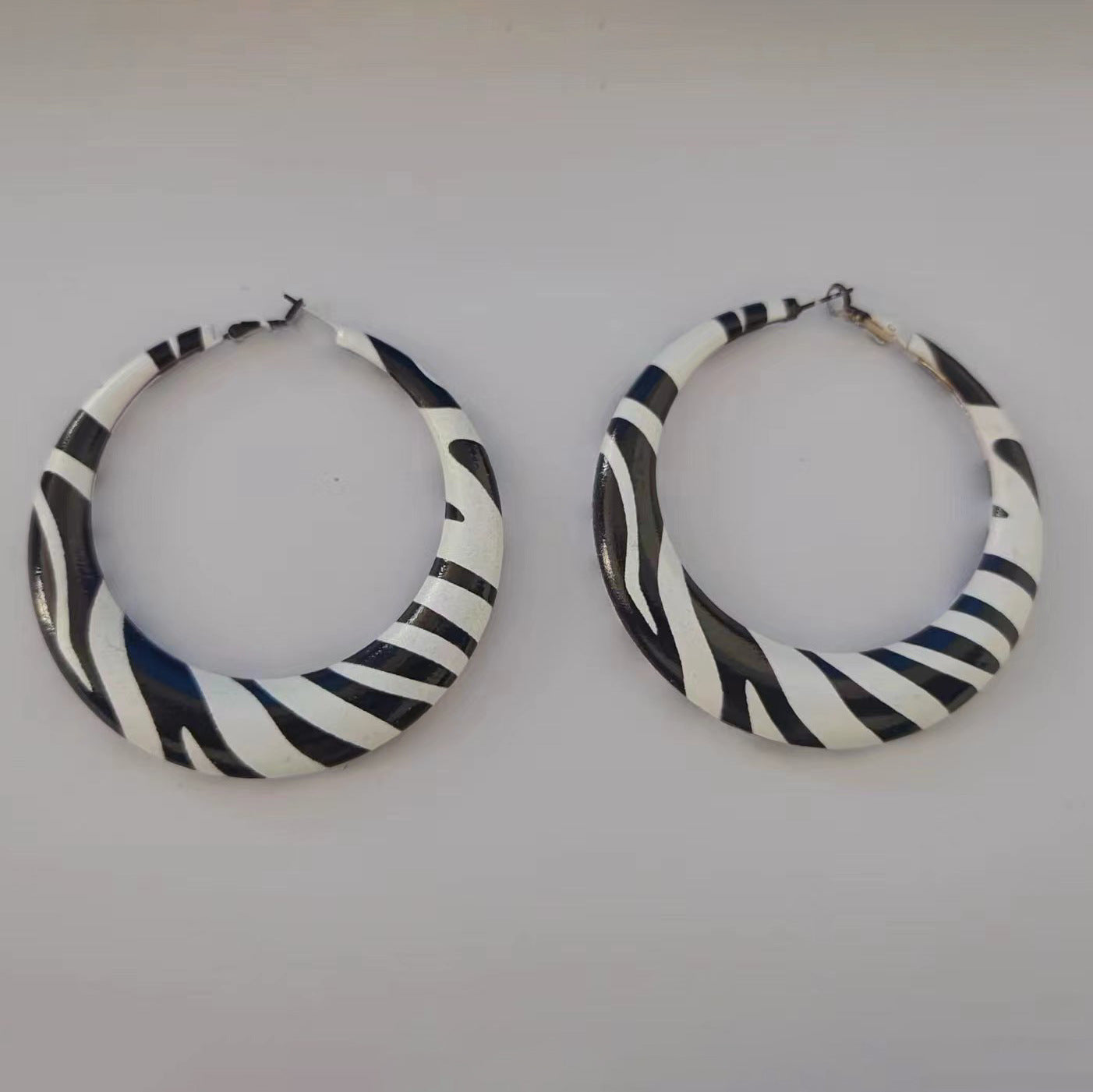Wholesale Leopard Cow Print Geometric Circle Earrings Alloy Electroplated Retro Jewelry Accessory