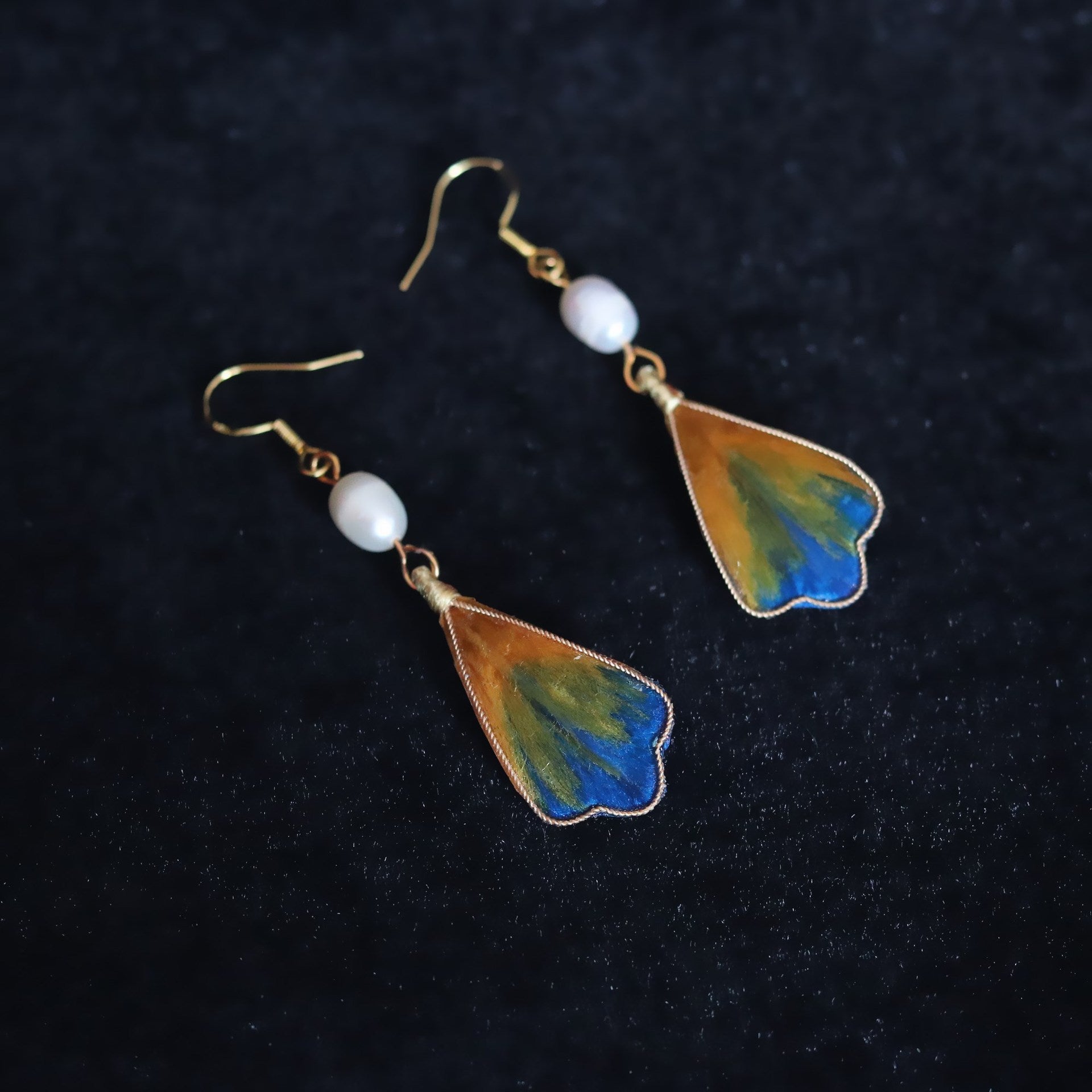 Wholesale Velvet flower pearl filigree earrings Chinese classical style cheongsam earrings