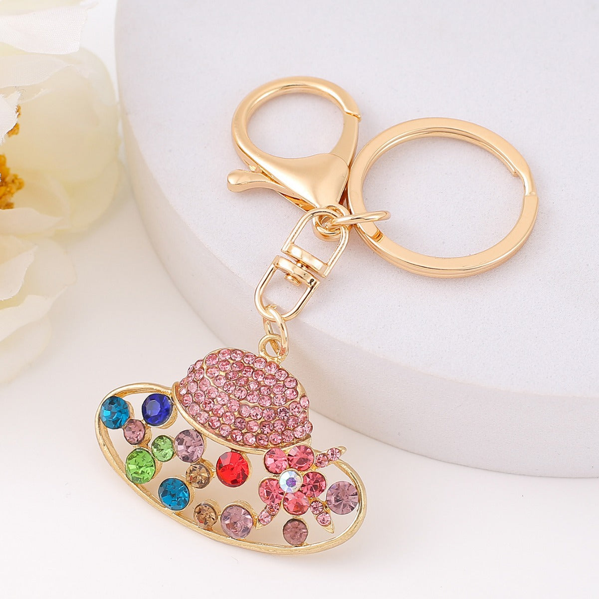 Wholesale Diamond Colored Sun Hat Alloy Keychain