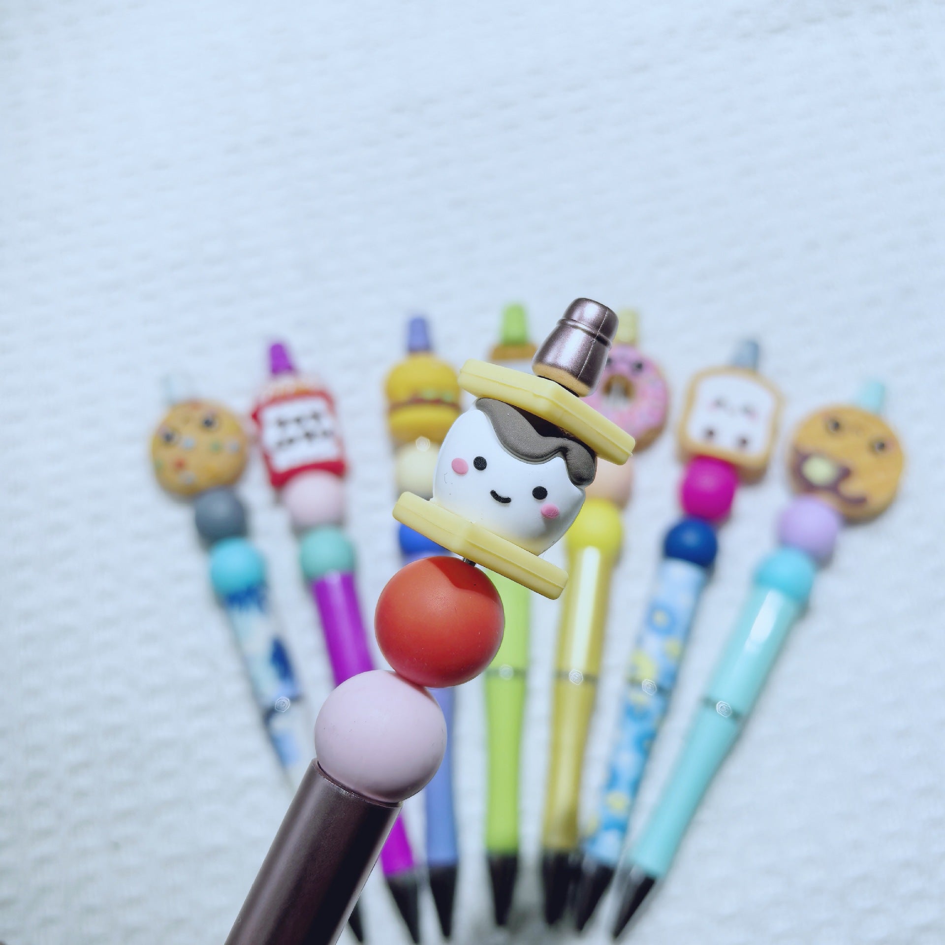 Wholesale 10pcs/pack Hot-Selling New 3D focalSilicone Cartoon Beads Beading