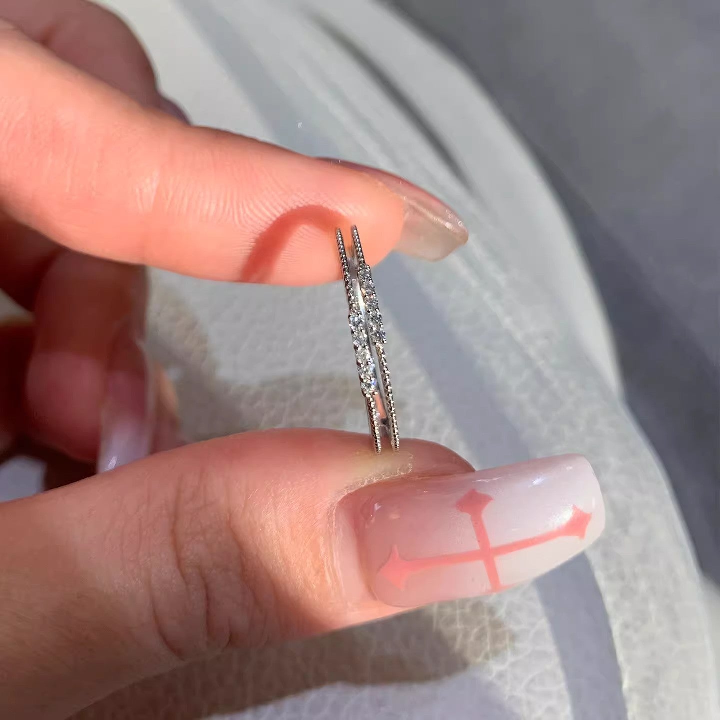 Wholesale Delicate silver mini imitation diamond ring light luxury finger ring