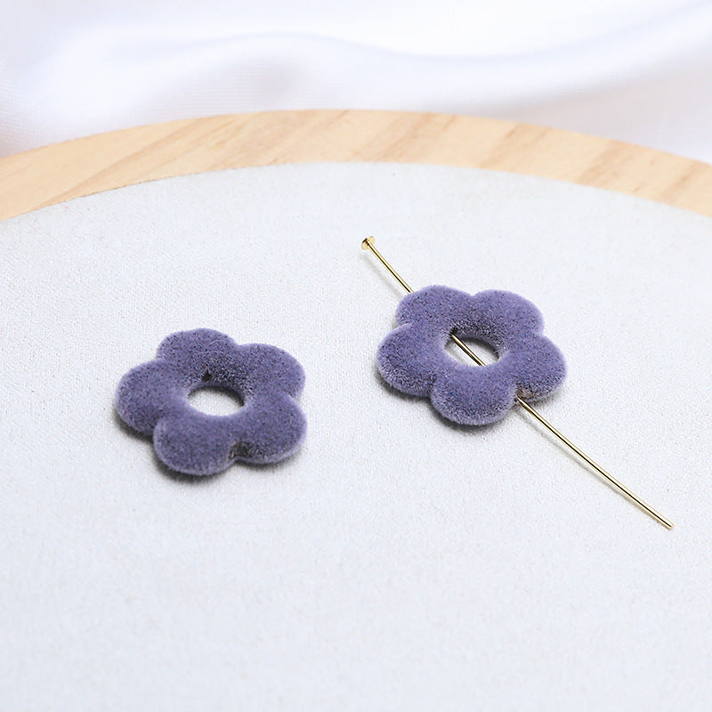 Wholesale of Retro Velvet Hollow Large Flower Bead Jewelry Materials
