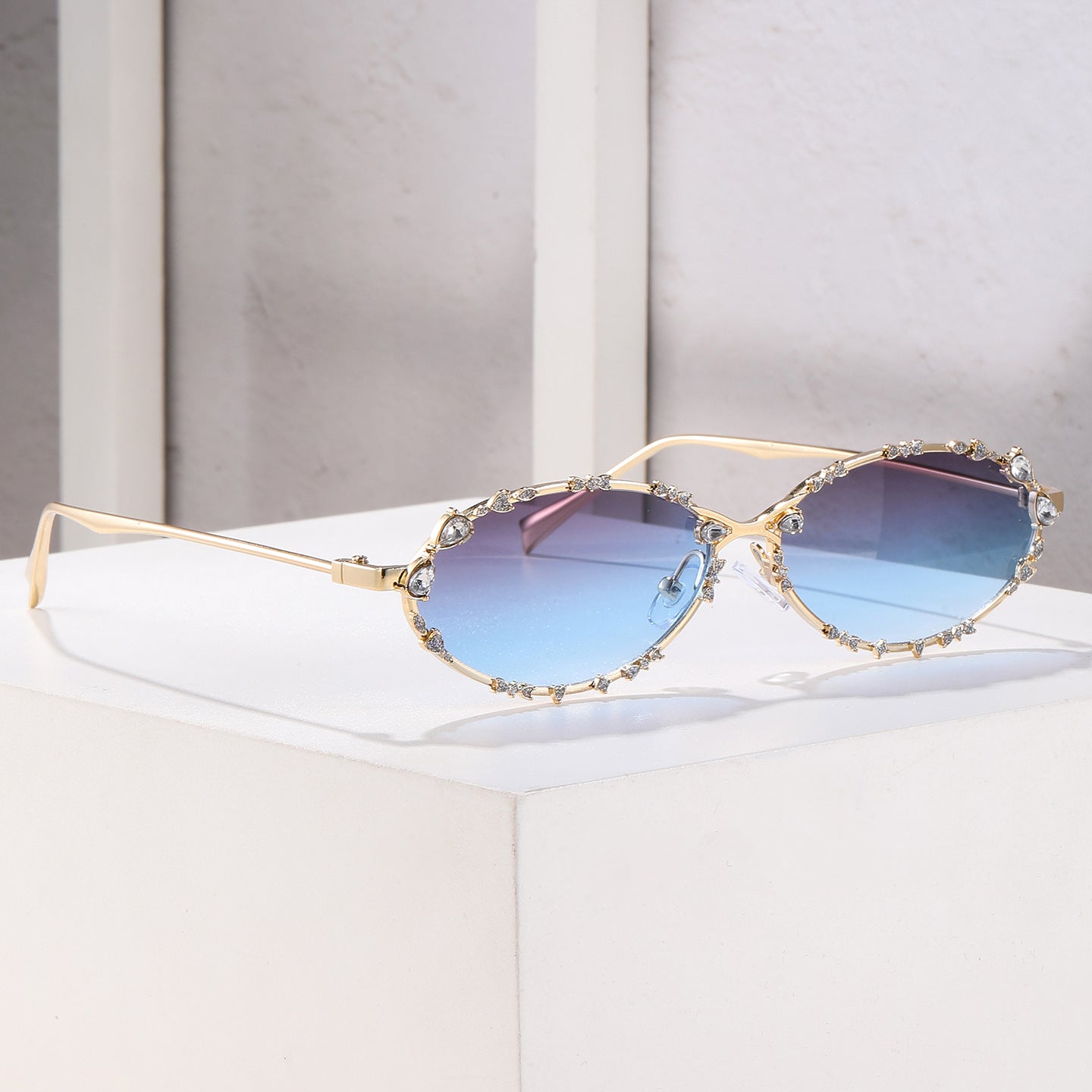 Wholesale Diamond studded anti blue light sunglasses