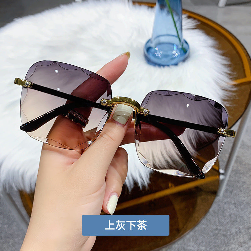 Wholesale Frameless Cut Edge Trendy Fashion Anti-ultraviolet Sunglasses