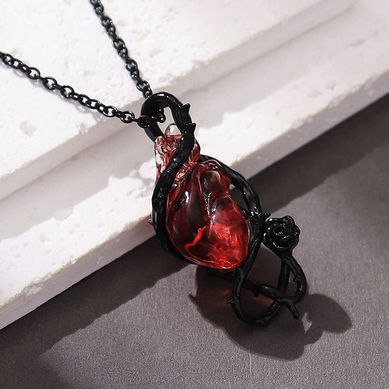 Wholesale Heart Couple Necklace Exaggerated Design Thorn Vine Flower Clavicle Chain Halloween Pendant