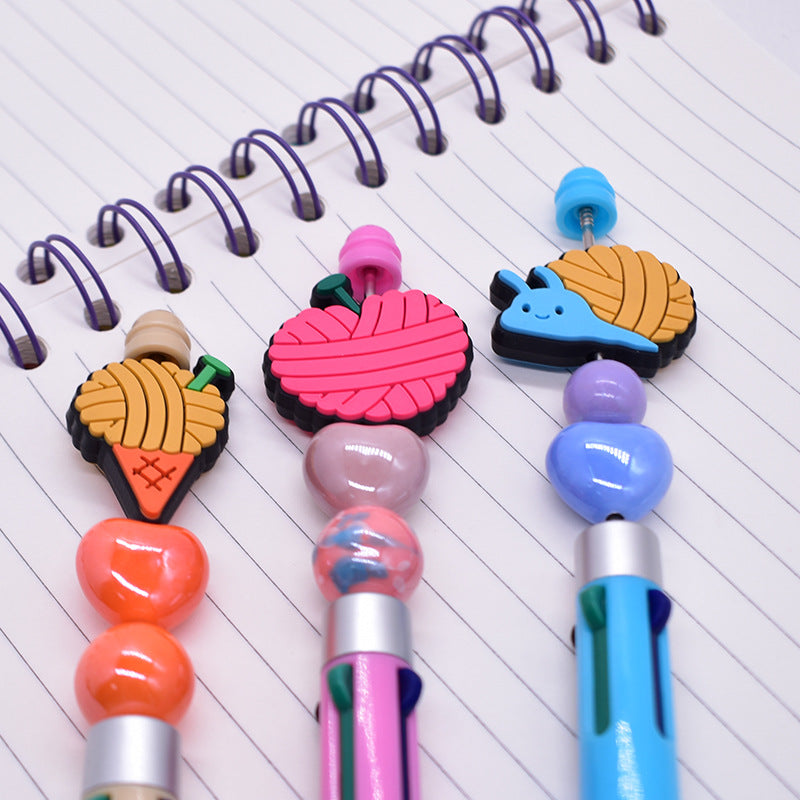 Wholesale Random 100pcs Wool Animal Beaded Keychain for Children Focal Beads