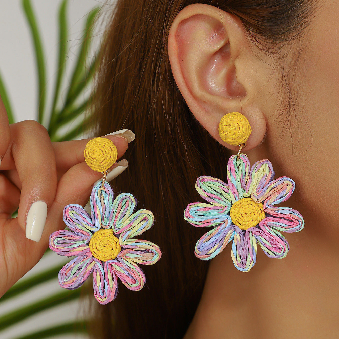 Wholesale Summer flower bohemian style earrings hand-woven raffia earrings