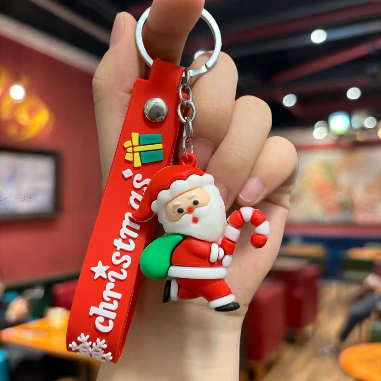 Wholesale Christmas keychain  gift pendant  Keychains