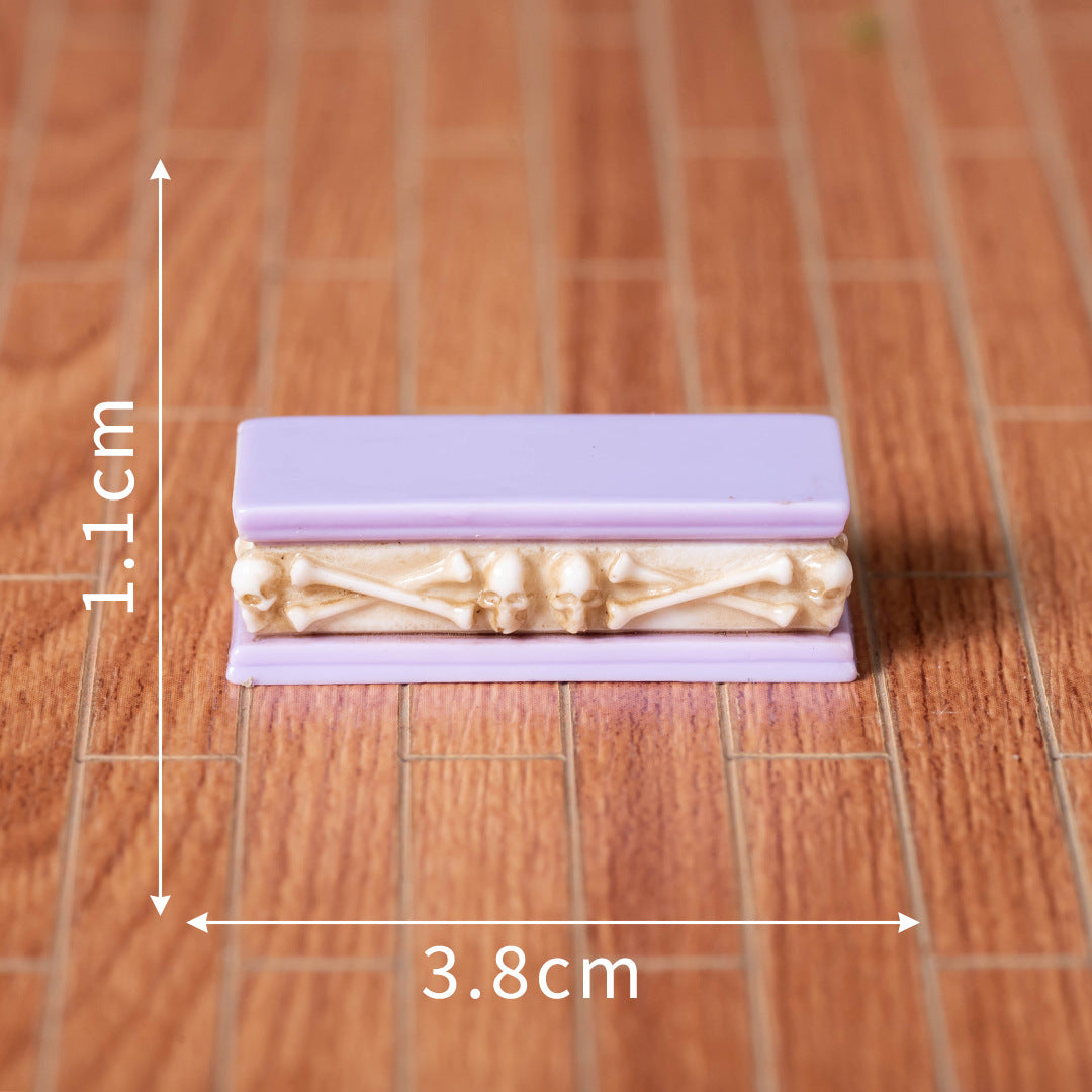 Wholesale  Resin Miniature Dollhouse Furniture For DIY Home Decor And Craft
