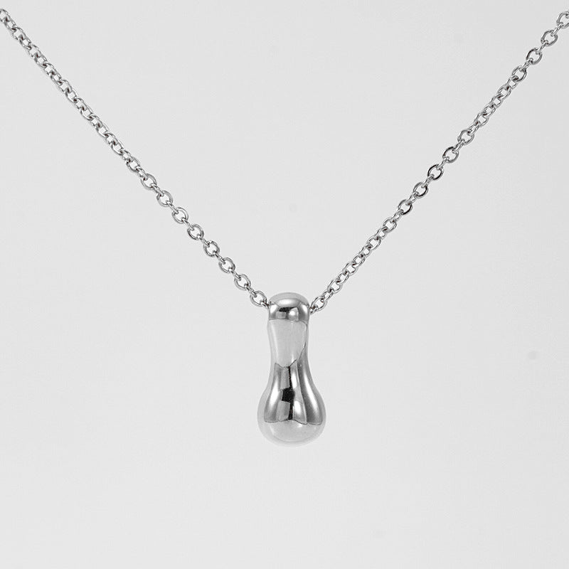 Wholesale Glossy bubble letter necklace for women 26 English letter pendants