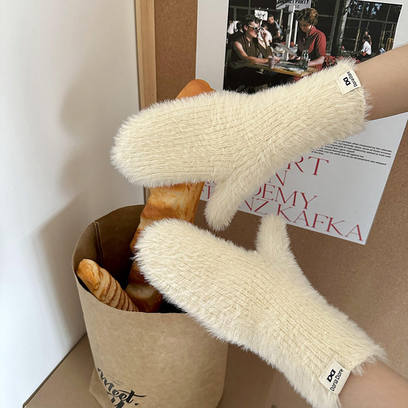 Wholesale Candy Colored Soft Glutinous Plush Autumn and Winter Thickened Mittens