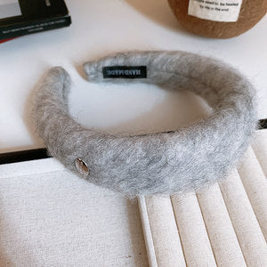 Wholesale Full of diamonds, super sparkling, elegant, fashionable and versatile colored diamond hair pressing headband