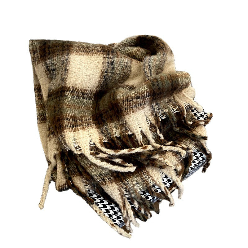 Wholesale Autumn and Winter Thickened Warm Contrasting British Plaid Scarf