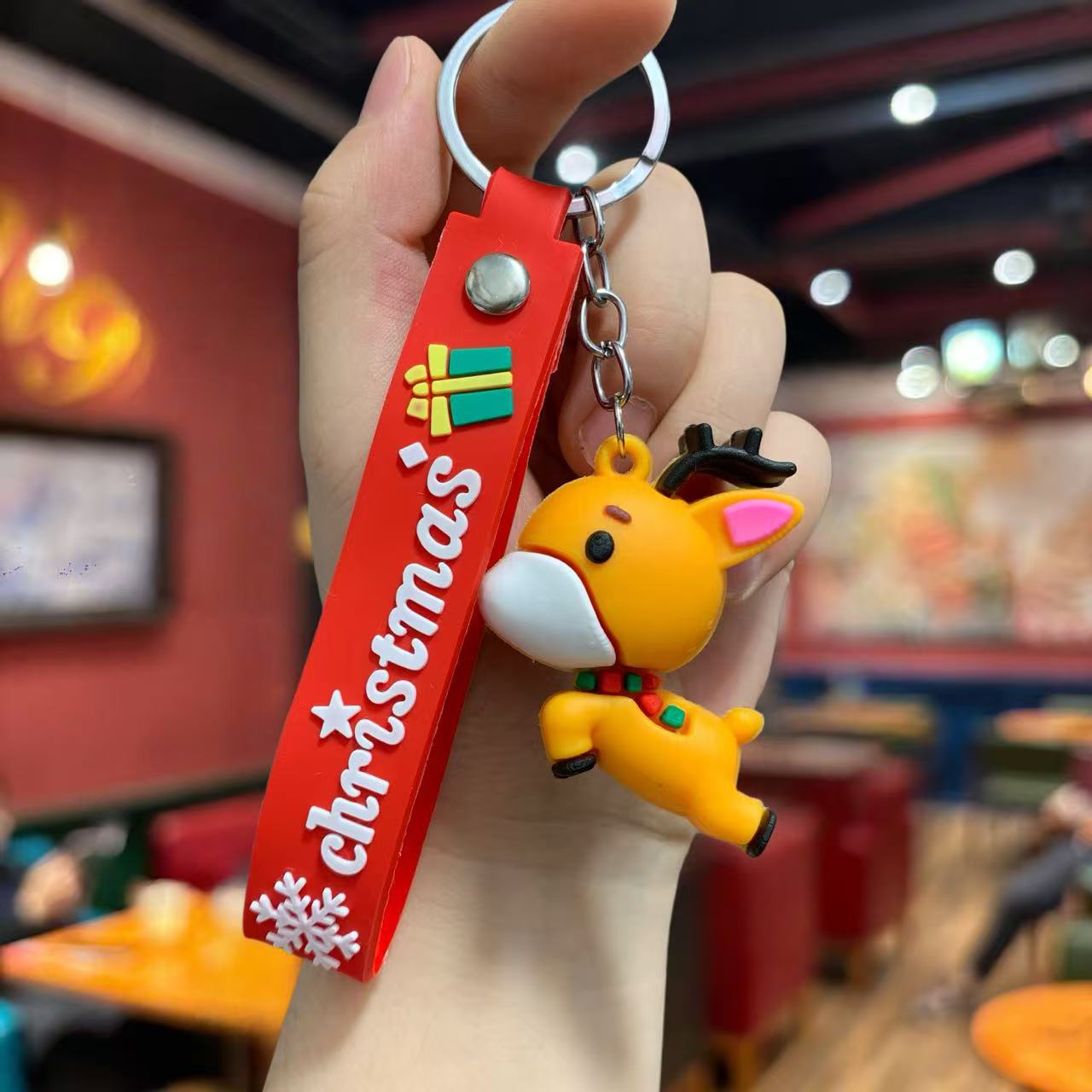 Wholesale Christmas keychain  gift pendant  Keychains