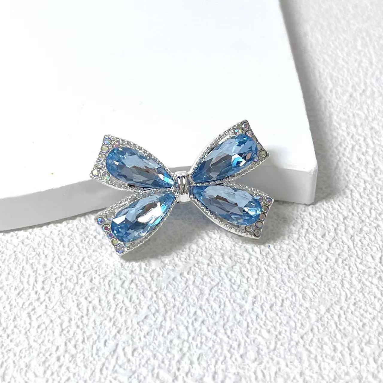 Wholesale Alloy Multicolor Crystal Bowknot Straight Hole Loose Beads