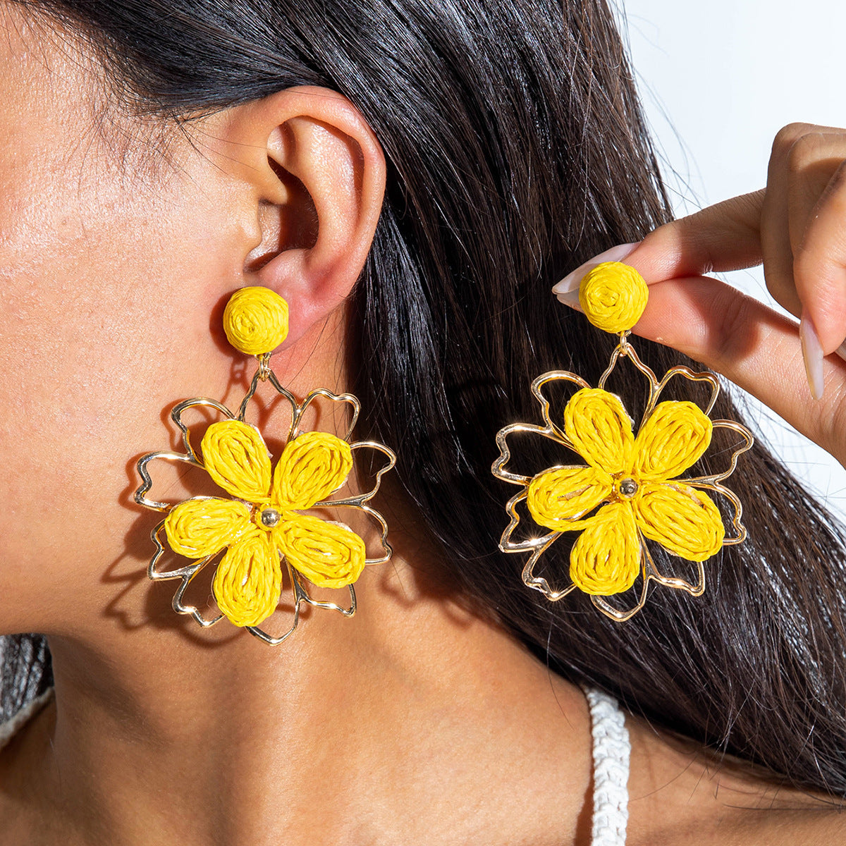 Wholesale 2PCS/Pack Hand-woven raffia holiday style earrings Fashion summer color matching beach style earrings