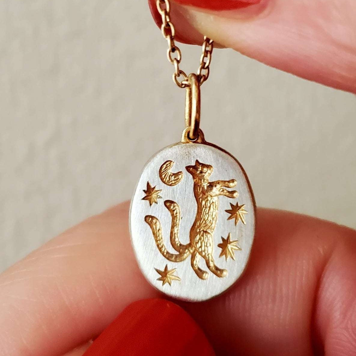 Wholesale Bow painted rabbit pet oval tarot card Titanium Steel Necklace