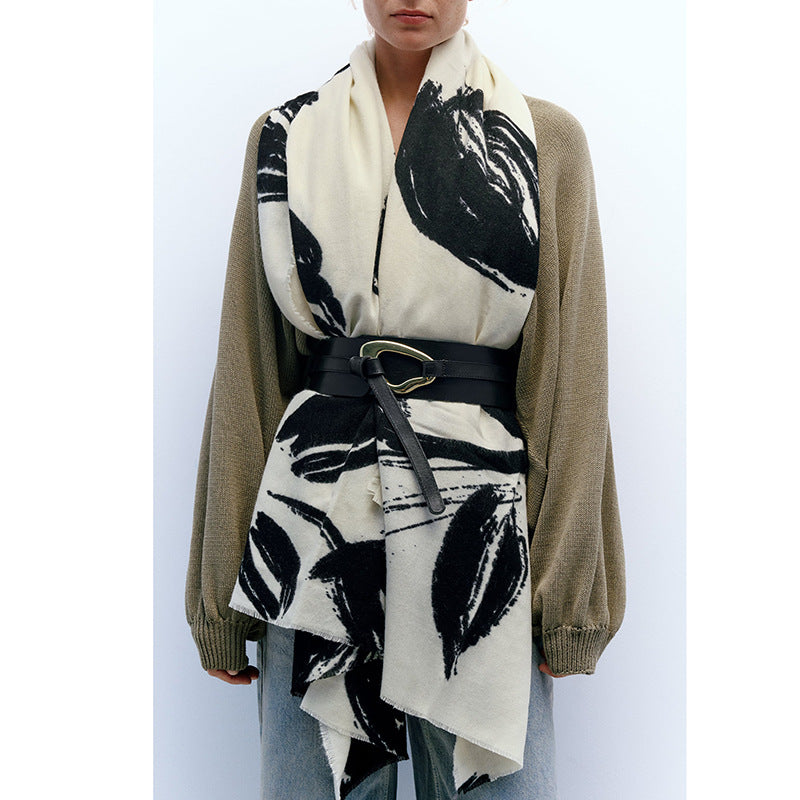 Wholesale Black and White Printed Imitation Cashmere Scarves