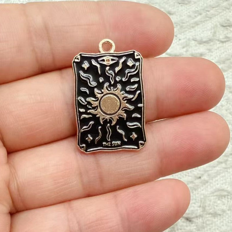 Wholesale Retro Tarot Card Pendant Charms White Zinc Alloy DIY Jewelry Accessory For Necklace Earrings Keychain For Resale