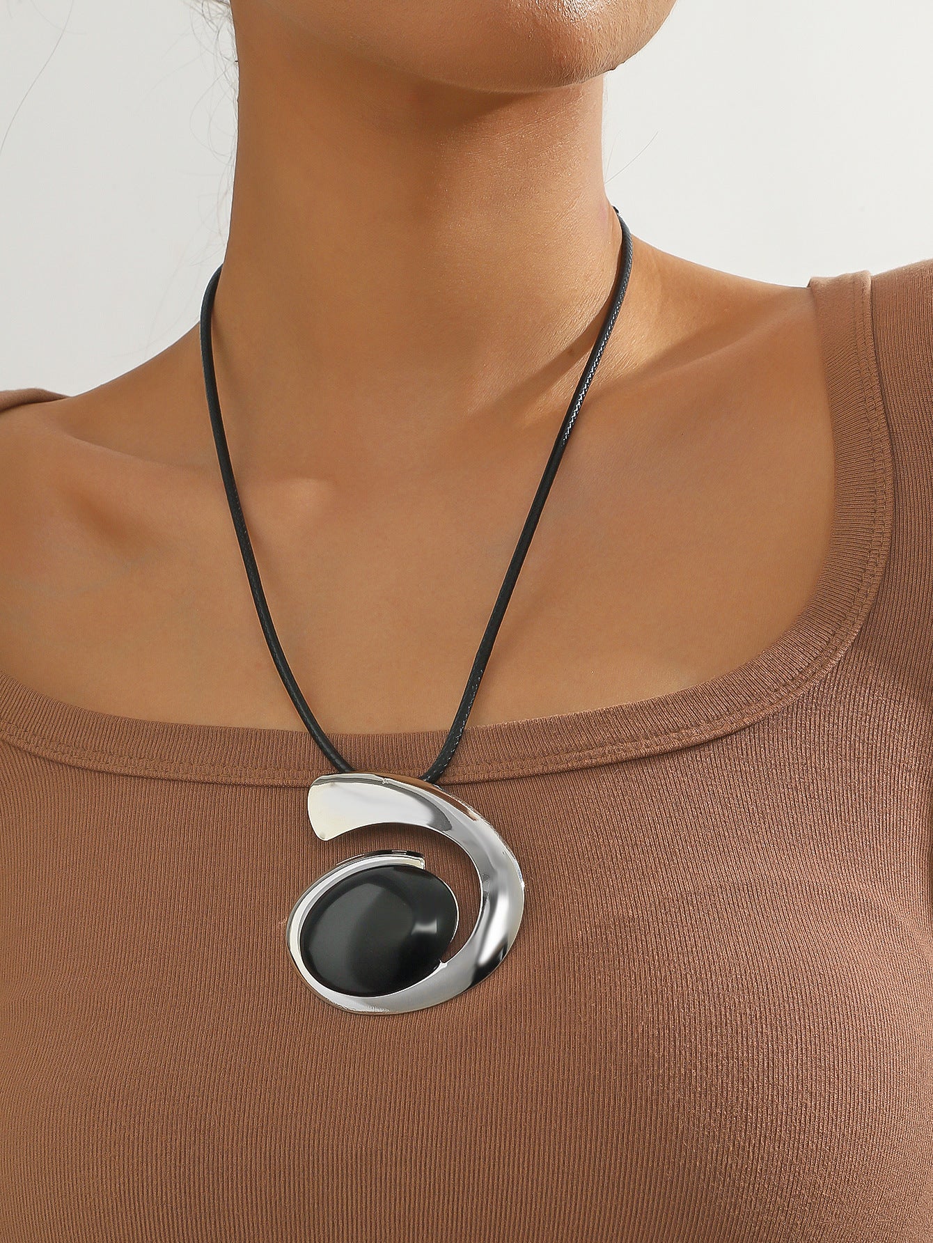 Wholesale Exaggerated alloy turquoise necklace