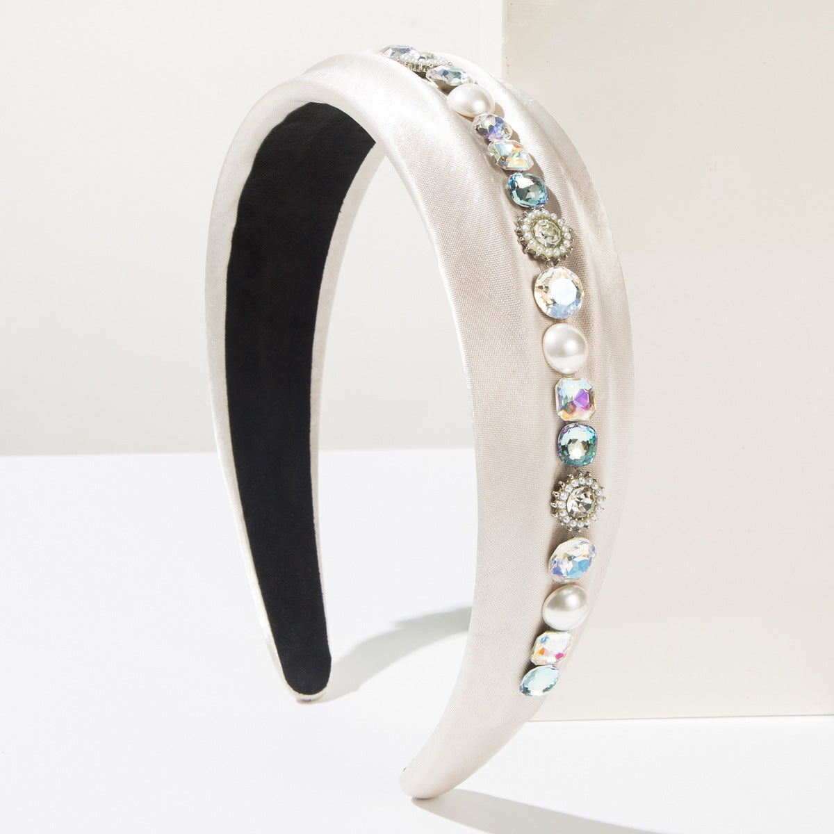 Wholesale  Pearl Rhinestone Headband for Women, Simple