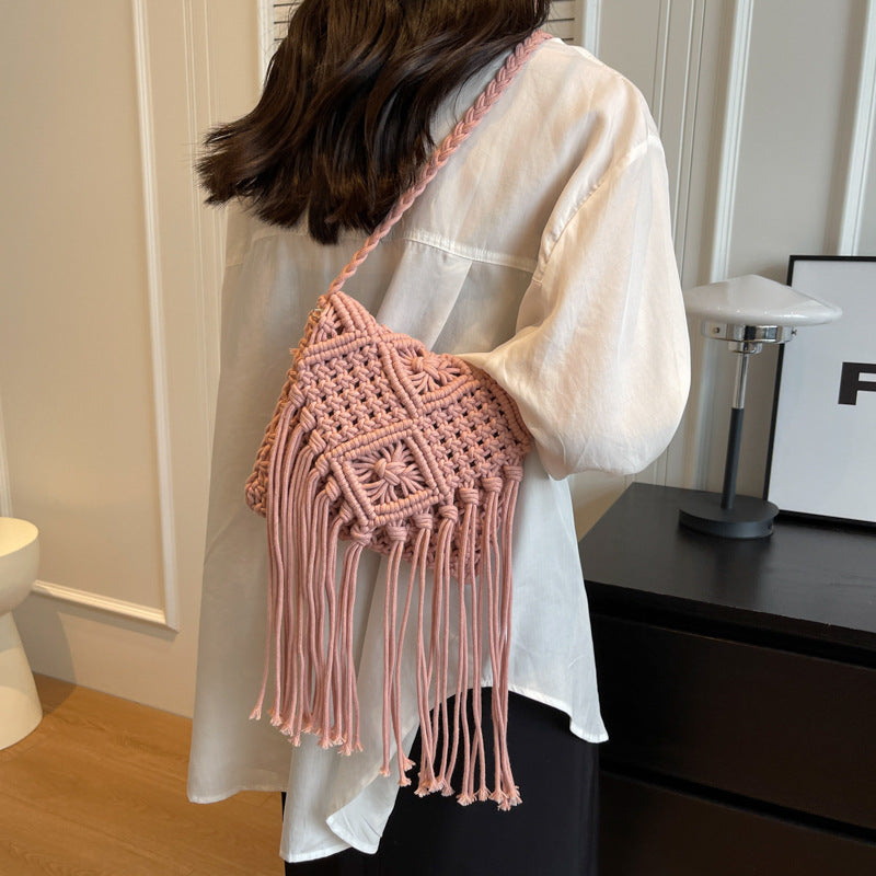 Wholesale Bohemian Tassel Cotton Straw Woven Bag Crossbody Bag Beach Bag