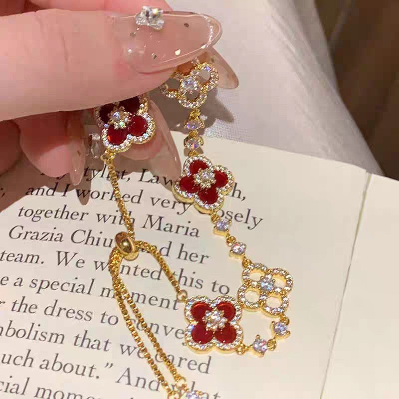 Wholesale Pink Four-leaf Clover Bracelet Micro-inlaid Zircon Hollow Luxury Jewelry